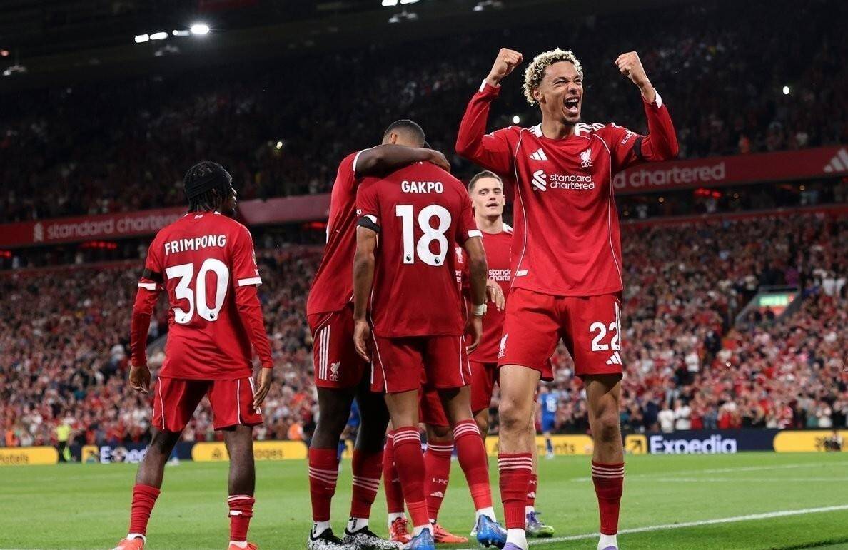 凌晨欧冠19亿欧元对决，利物浦19人残阵战国米，萨拉赫被弃！